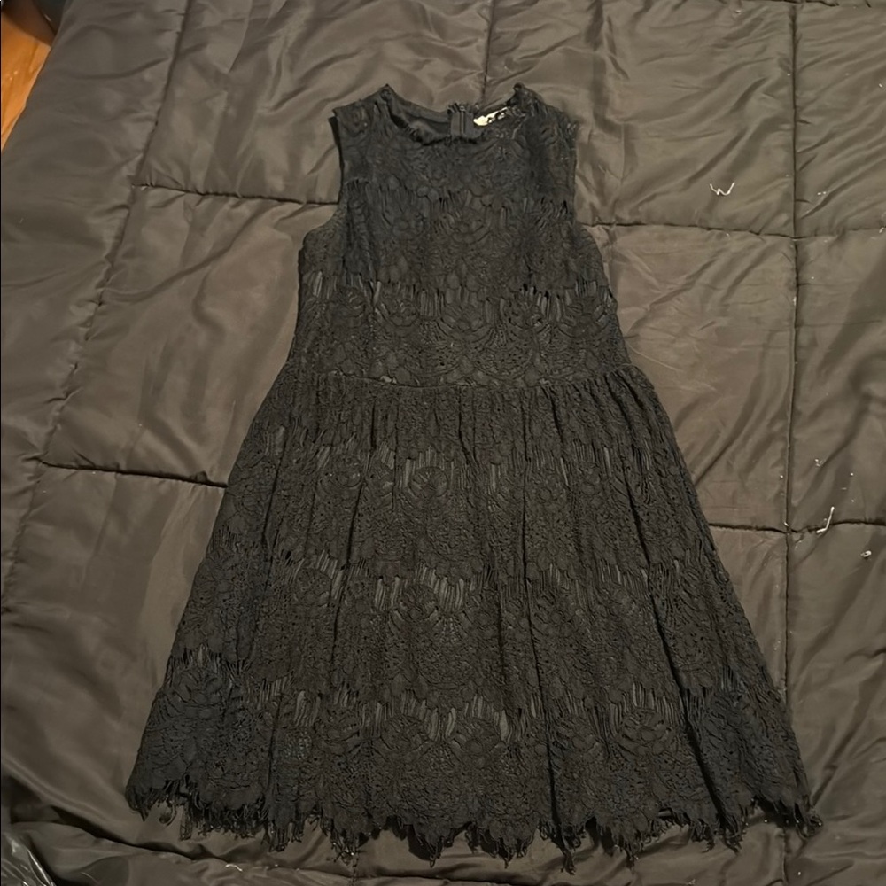 Elegant Black Lace Dress